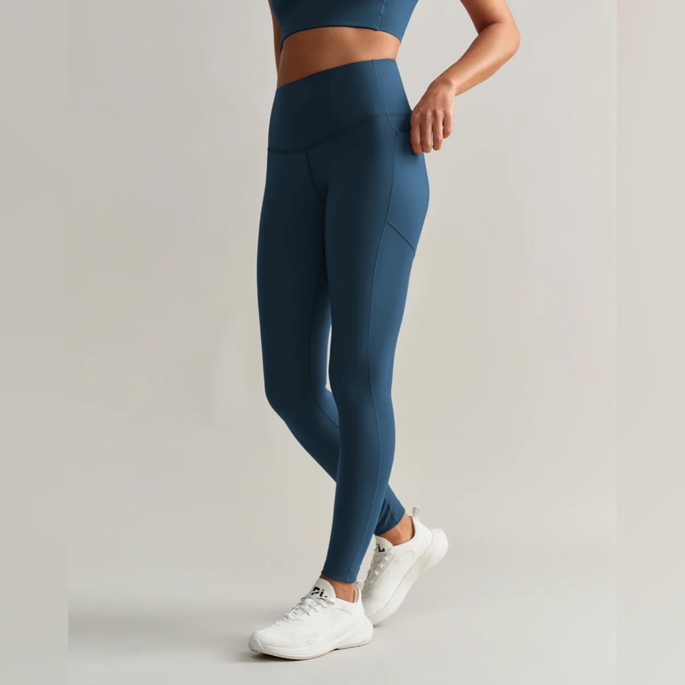 Rhône Defy Compression 7/8 Pocket Legging - size s